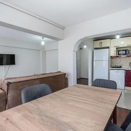 Downtown 2 Bdrm *